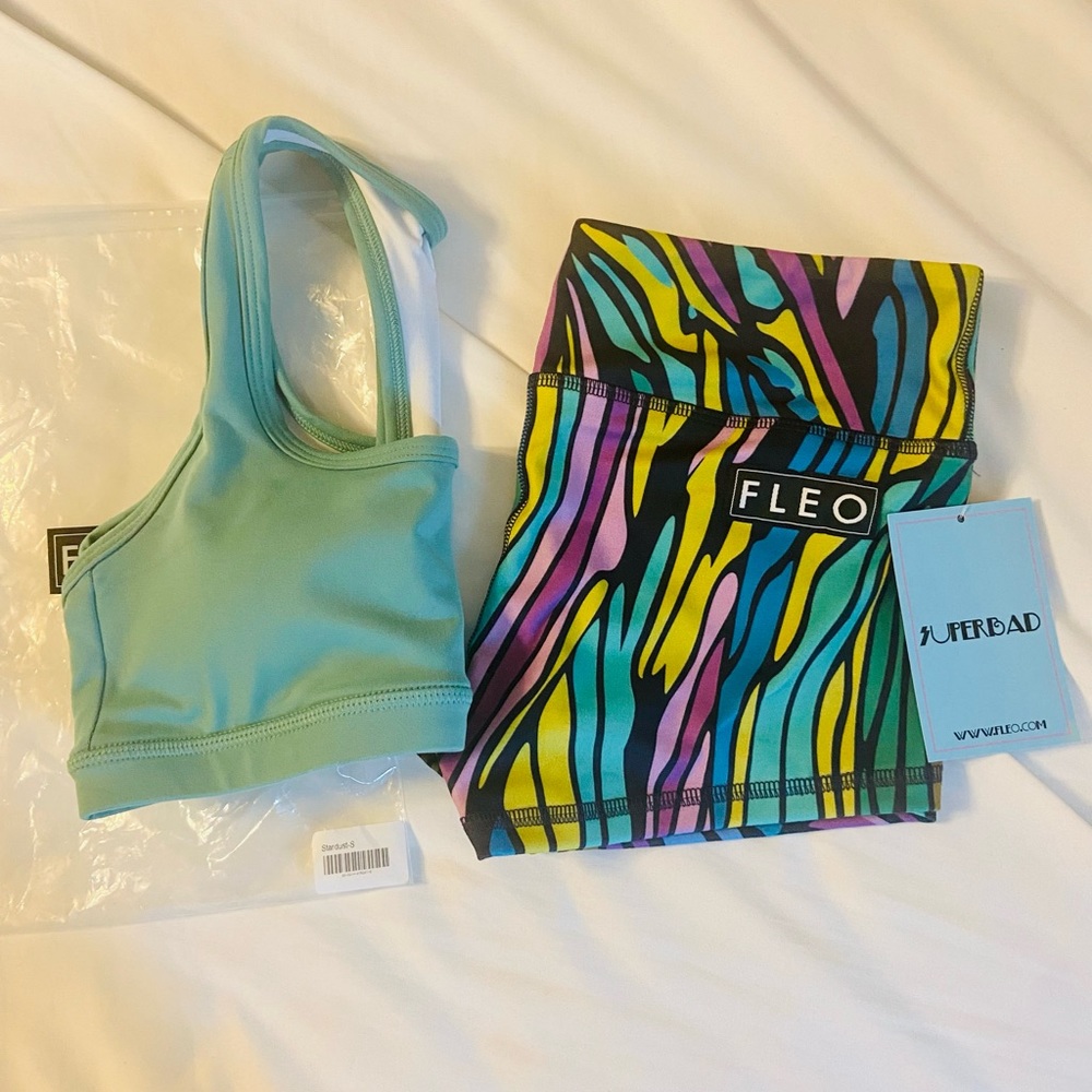 NWT Fleo Pck Swirl OG shorts & NWOT Beryl Nora Bra